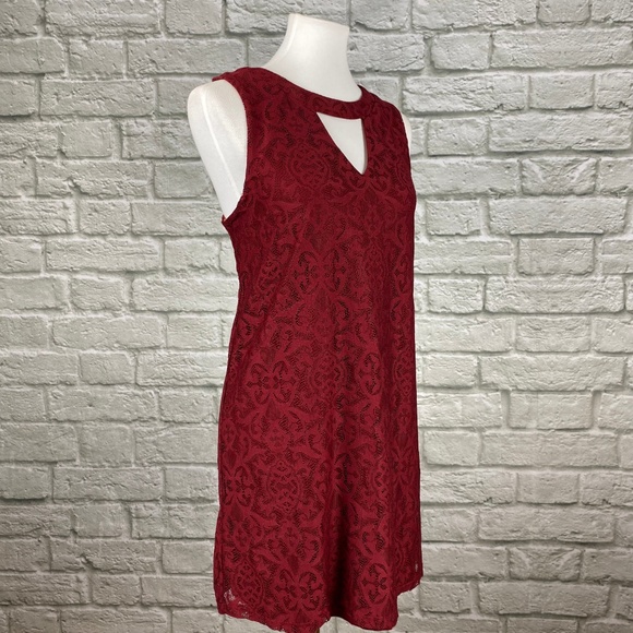 Miami Red Lace Cutout Neckline Dress - Picture 3 of 5